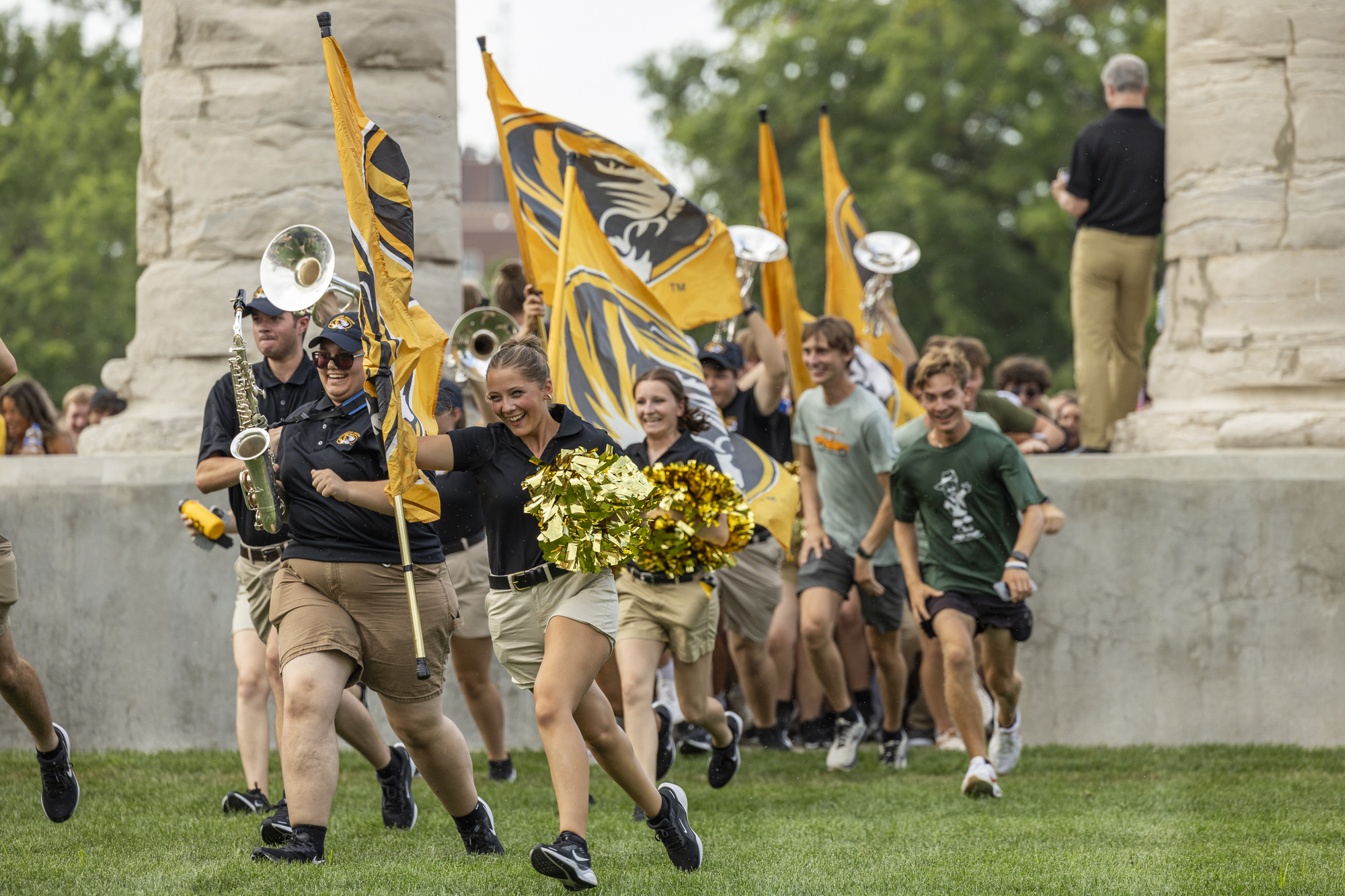 Students running the the Columns at Mizzou