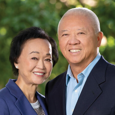 Portrait of Andrew and Peggy Cherng