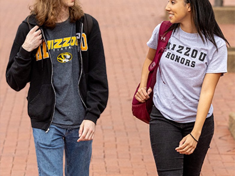 Two Mizzou Honors students walking outside campus